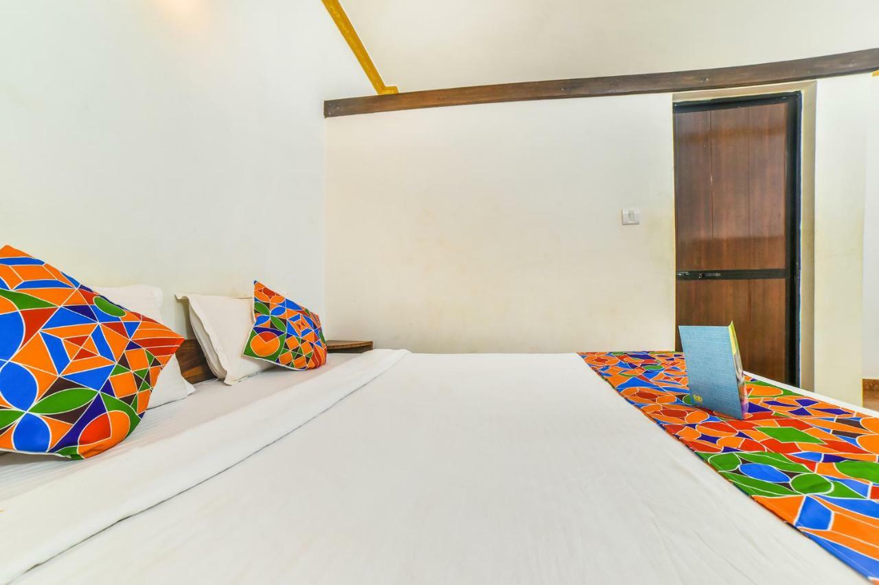 Fabhotel Yoyo Cottage With Pool - Nr Chapora Fort Vagator Exterior foto